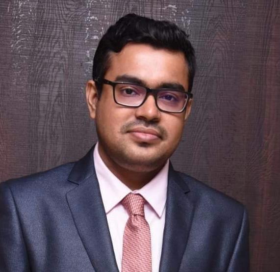 Dr. Abhik Mukarjee, MDS — Course Director